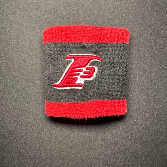 Allen Iverson Wristband Red Gray Sweat Band Terry Cloth Logo Gym - Picture 1 of 5